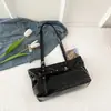 Moda Inverno 2025 Versátil Nova Bolsa de Ombro Tendência Retrô Bolsa de Braço Bolsa Tote de Grande Capacidade