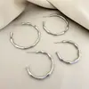 Pendientes de Bambú Nudo en Forma de C Electrochapados en Oro Real, Pendientes Geométricos, Accesorios de Oreja Únicos y Minimalistas para Mujeres con un Diseño de Nicho