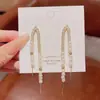 Elegantes Pendientes Largos con Borlas para Mujer, Pendientes Exquisitos Versátiles de Alta Gama con Perlas, Accesorios de Tachuelas con Diseño de Nicho