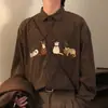 Nueva Camisa de Pana Bordada de Dibujos Animados de Gatos para Hombres y Mujeres, Estilo Perezoso Retro, Top Versátil Casual Holgado de Moda