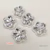 Fivela de Metal com Strass Estilo Pequeno Fragrância de Luxo Casaco de Couro manna Botão de Caxemira Padrão de Flor Fivela Decorativa com Strass