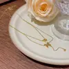 Joyería Transfronteriza Europea y Americana Moda y Exquisito Colgante Nicho Cadena Clavicular No Descolorante Oro de 18K Acero Titanio Accesorios de Collar para Mujer