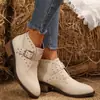Botas Curtas com Rebites de Tamanho Grande para Mulheres, Estilo Europeu e Americano Outono 2026, Bico Fino, Salto Bloco, Chelsea Boots com Fivela de Cinto