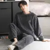 Pijama de Veludo Coral para Homens no Outono e Inverno, Roupas de Casa Quentes e Espessas, Conjunto Casual com Gola Redonda para Jovens no Inverno