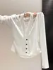 2026 Novo Design de Moda Senso Falso Duas Peças Camiseta de Manga Longa Feminina Bloco de Cores Gola Halter Nicho Francês Camada de Base Top