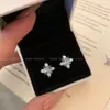 Th0268 S999 Aguja de Plata Impresionantes Pendientes Brillantes de Estrella de Cuatro Puntas, No Necesitan Quitarse, Pendientes de Diseño Único de Nicho, Tachuelas para Cartílago