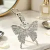 Chaveiro Borboleta de Cristal Colorido Europeu e Americano Liga de Metal Criativa Diamante Pingente para Bolsa de Mulher Anel de Chaveiro Presente
