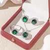 Conjunto de três peças de joias em prata S925 com esmeralda de cultivo oval (colar, anel, brincos) fornecimento ao vivo em estoque atacado