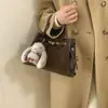 El Bolso Cubo de Moda de Este Año 2025 Nuevo Bolso de Hombro Casual Vintage con un Toque de Lujo, Bolso Cruzado para Viajar, Bolso Casual para Mujer