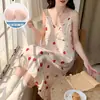 Bata de Noche de Algodón Nublado para Mujer, Estilo Delgado de Verano con Copas en el Pecho, Diseño Lindo de Oso de Dibujos Animados, Se Puede Usar Afuera como Ropa de Casa