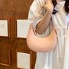 Bolsa de Nicho Estilo Francês Feminina Verão 2022 Popular Nova Tendência Versátil Textura Fashionável Simples Bolsa de Ombro Bolsa de Braço
