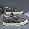 Sapatos Masculinos Casuais de Cano Baixo Moda Outono 2026, Tênis Casuais com Cadarço para Viagem de Adolescentes, Sapatos Esportivos para Exterior DY607