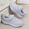 Zapatos para niñas más vendidos transfronterizos, nuevos estilos de primavera y otoño, zapatillas deportivas para niños, zapatillas de malla transpirable para niños mayores y zapatos casuales para niños