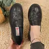 Zapatos de Madre de Cuero Genuino Suave de Suela Blanda para Primavera y Otoño Transfronterizos, Mocasines Slip-On, Zapatos Individuales Cómodos para Mujeres de Mediana Edad y Mayores, Zapatos Casuales Antideslizantes para Mujer