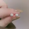 Mini Pendientes de Girasol para Mujer, Diseño de Moda y Lujoso, Pendientes de Botón de Flor de Zirconia, Elegantes, Frescos y para Estudiantes