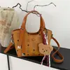 Bolsa Saco Retrô Versátil para o Dia a Dia de Mulheres, Novo Modelo 2026, Estampa Vintage, Bolsa de Mão de Luxo Leve com Alça Larga, Pode Ser Usada como Bolsa de Ombro ou Transversal