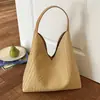 Bolsa casual de grande capacidade transfronteiriça para mulheres 2026 novo estilo retrô bolsa de ombro texturizada bolsa tote para o dia a dia bolsa de axila