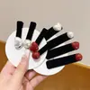 Pin de Terciopelo Rojo con Perlas de una Palabra Casual para Mujer 2025 Nuevo Pin Elegante Bb Pin para Mechones Laterales Flecos Accesorios para el Cabello de Otoño e Invierno