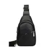 Bolso cruzado pequeño para hombre con textura de piel genuina, bolso de pecho casual moderno impermeable, bolso cruzado de alta gama para hombre
