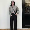 Chaqueta Ligera Corta con Protección Solar para Mujeres Menudas, Nuevo Estilo Europeo Verano 2026 Cuello Alto Exterior Delgado con Protección Solar