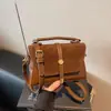 Bolsa Pequena Patchwork de Camurça para Mulheres 2026 Nova Tendência Outono e Inverno Design de Nicho de Alto Padrão Bolsa Transversal Versátil para o Dia a Dia