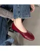 Zapatos Planos de Piel Suave para Mujer 2026 Nuevos Versátiles Elegantes de Punta Cuadrada Suela Suave Zapatos de Abuela Planos Mary Jane Bajos