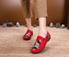 Nuevos zapatos antiguos Hanfu, estilo chino retro, zapatos de tela bordada de Beijing, zapatos sociales, zapatos de red rojos, zapatos blancos.