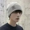 Gorro para hombres y mujeres, gorro de lana tejido cálido de invierno, nuevo gorro de algodón moderno y de moda, gorro de ciclismo para hombre con forro polar