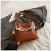 Bolsa Saco Casual de Grande Capacidade 2025 Inverno Nova Estilo Coreano Ombro Único Transversal Bolsa de Aparência Sofisticada Estilo Ocidental para Mulheres