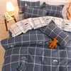 Juego de cuatro piezas de ropa de cama de color verde fruta liso, juego de tres piezas de sábana y funda de edredón para todas las estaciones, funda de edredón, colcha, sábana, funda de almohada