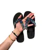 Chanclas de diamante azul para mujer, sandalias de verano para exterior y playa, nuevas y bonitas chanclas de dedo que no cansan los pies