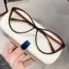 Óculos Plano para Miopia em Formato de Gato Armação Preta Feminino Rosto Limpo Retro Moderno Anti-Luz Azul Armação Plano Gatinho Personalidade Tendência