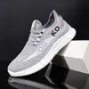 Estilo popular de celebridade da internet sapatos de malha respiráveis de verão sapatos de corrida masculinos sapatos casuais masculinos sapatos de estudante sapatos casuais esportivos masculinos versão coreana