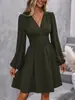 Otoño e Invierno Nuevo Estilo Cuello Inclinado Manga Linterna Vestido con Cintura Plisada