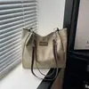 Bolsa Tote Francesa Leve de Alto Valor Estilo Floresta 2026 para Mulheres Bolsa de Ombro Estilo Preguiçoso Esportivo de Alto Valor