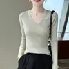 Suéter de punto con cuello en V para mujer, nuevo estilo otoño 2026, corte ajustado, se puede usar como capa interior o exterior, cuello de cisne, suéter elegante