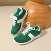 Sapatos Casuais Leves Cruzados Plus Size para Primavera e Outono Novos Tênis Esportivos para Corrida Sapatos Individuais de Comércio Exterior Atacado Tênis de Pai Color Block