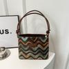 Bolsa de Ombro para Mulheres 2024 Nova Bolsa Balde Simples Casual Color-Blocking Bolsa Transversal Bolsa Balde Feminina da Moda