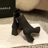 Botas de Moda Elegantes de Salto Alto Estilo Francês 2025 Outono e Inverno Nova Versão Coreana Simples Versátil Curtas Elásticas Tamanho Grande