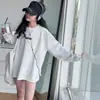Camiseta casual de manga larga estilo coreano para niñas, versátil para usar en otoño, nueva colección 2026, capa base holgada para niñas