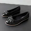 Otoño 2026 Nuevos Zapatos de Mujer Individuales Elegantes Versátiles de Retazos Lazo Talla Grande Comercio Exterior Al por Mayor
