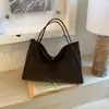 Bolsa Tote Grande Capacidade para Mulheres 2026 Simples Versátil Casual Bolsa de Ombro para Estudantes Universitários Indo para Aula e no Dia a Dia