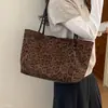 Bolso de Mano Nuevo de Gamuza de un Solo Hombro Bolso de Felpa Estampado de Leopardo Otoño/Invierno Madre e Hijo Estilo Retro Mujer 2026 Lujo Ligero Viaje