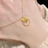 Diseño de Nicho Cadena para Clavícula con Agujero Redondo y Lazo Cadena de Acero de Titanio para Mujer 2026 Temperamento Primavera Verano Nuevo de Moda