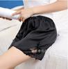 Calças de segurança anti-exposição femininas verão solto plus size desgaste exterior leggings finas renda três pontos shorts calças de seguro