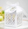 Caixa de doces flor de janela vazada a laser Caixa de doces de banho de noiva de casamento Caixa de papelão de chocolate rosa em estoque atacado