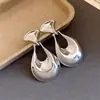 Pendientes de Plata Europeos y Americanos con Colgante Ovalado Exagerados Transfronterizos de Trabajo Pesado Pendientes Personalidad Lujo Ligero Sentido de Alta Gama Adornos para Orejas Venta al por Mayor