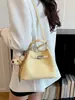 Bolso de Mano de Oficina de Alta Gama de Moda con Cierre de Patrón Lichi Retro, Bolso de Hombro a la Moda, Bolso Cruzado Tipo Cubo Versátil y Elegante
