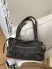 Transfronteiriça 2026 Novo Estilo Bolsa Transversal Versão Coreana Bolsa Tote de Grande Capacidade Bolsa de Mão Retro de Alto Padrão Bolsa de Ombro Portátil Tendência