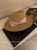 Sombrero de Paja Plano Francés Estilo Hepburn 2026 para Mujer, Sombrero Casual de Playa para Vacaciones, Sombrero con Protección Solar para Mujer